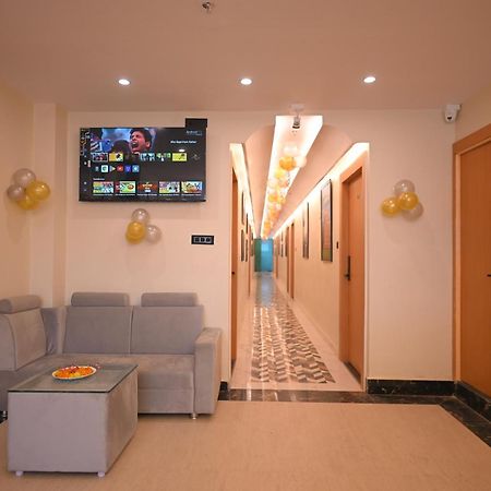 Sunrise Vista Inn Prayagraj Exterior photo
